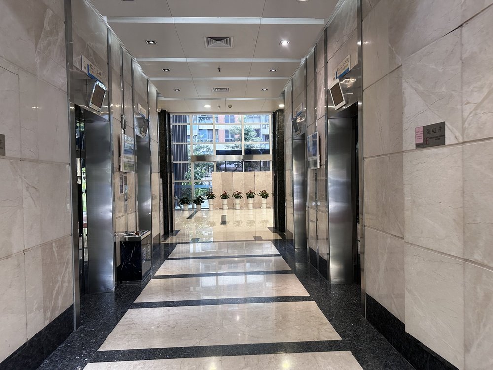 电梯厅1